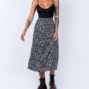 Midi skirt